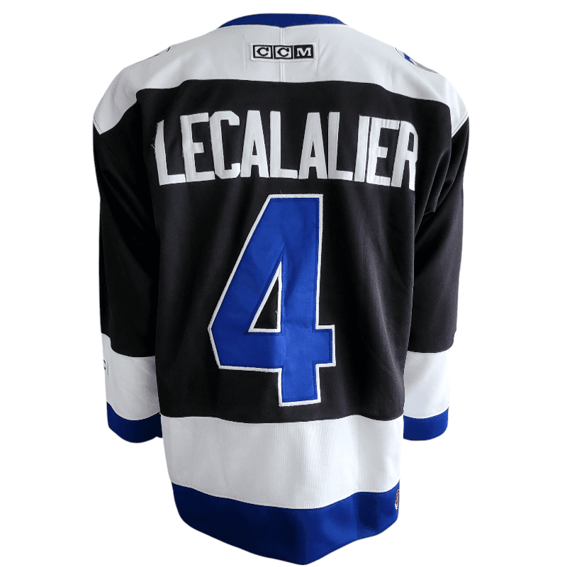 Vintage Tampa Bay Lightning Jersey - Vinny Lecavalier 4, CCM NHL, Size M, Black/White/Blue - USASTARFASHION