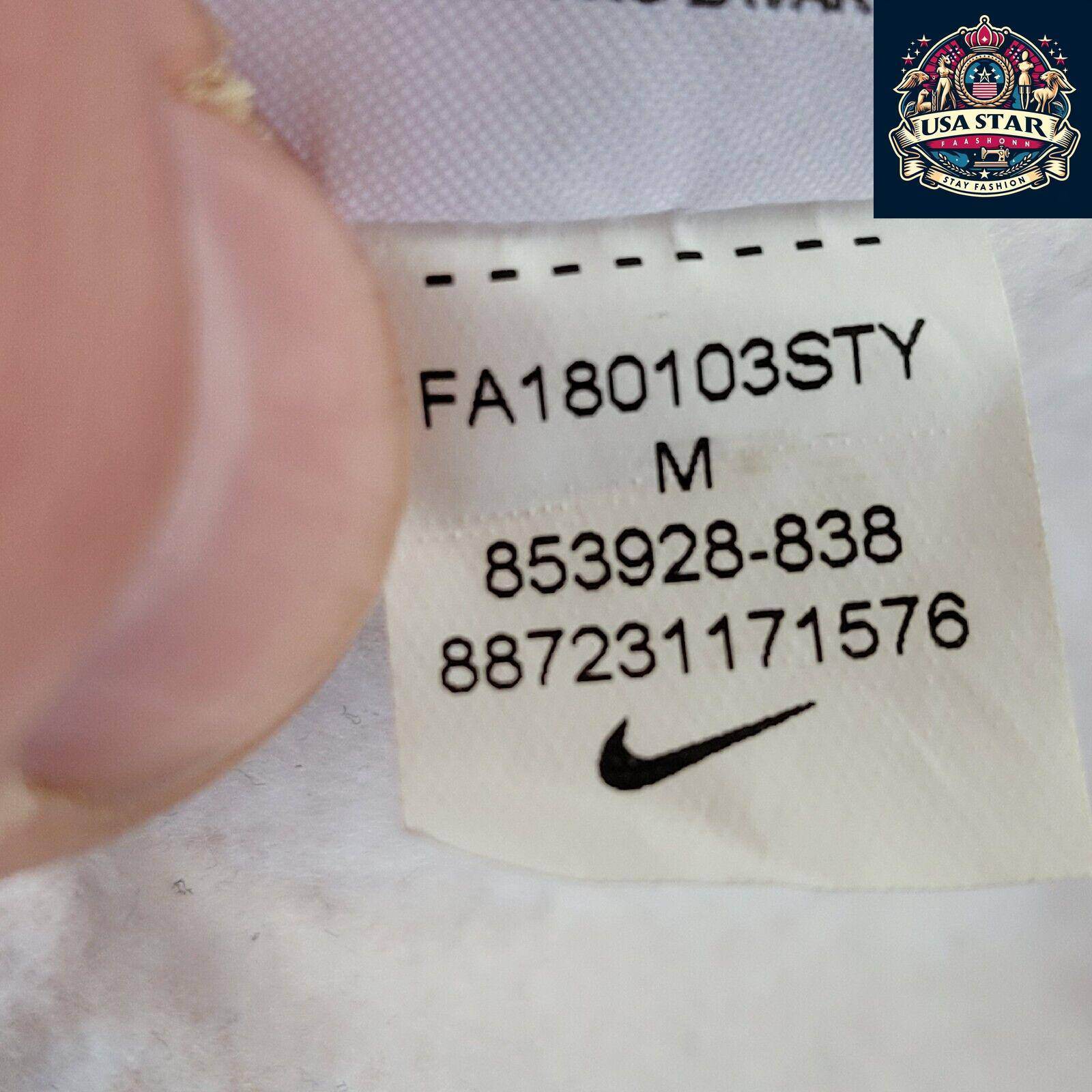 Women's Nike Hoodie Size M, Cozy & Stylish with Kangaroo Pocket, High - Quality Fabric, Grade A Condition - USASTARFASHION