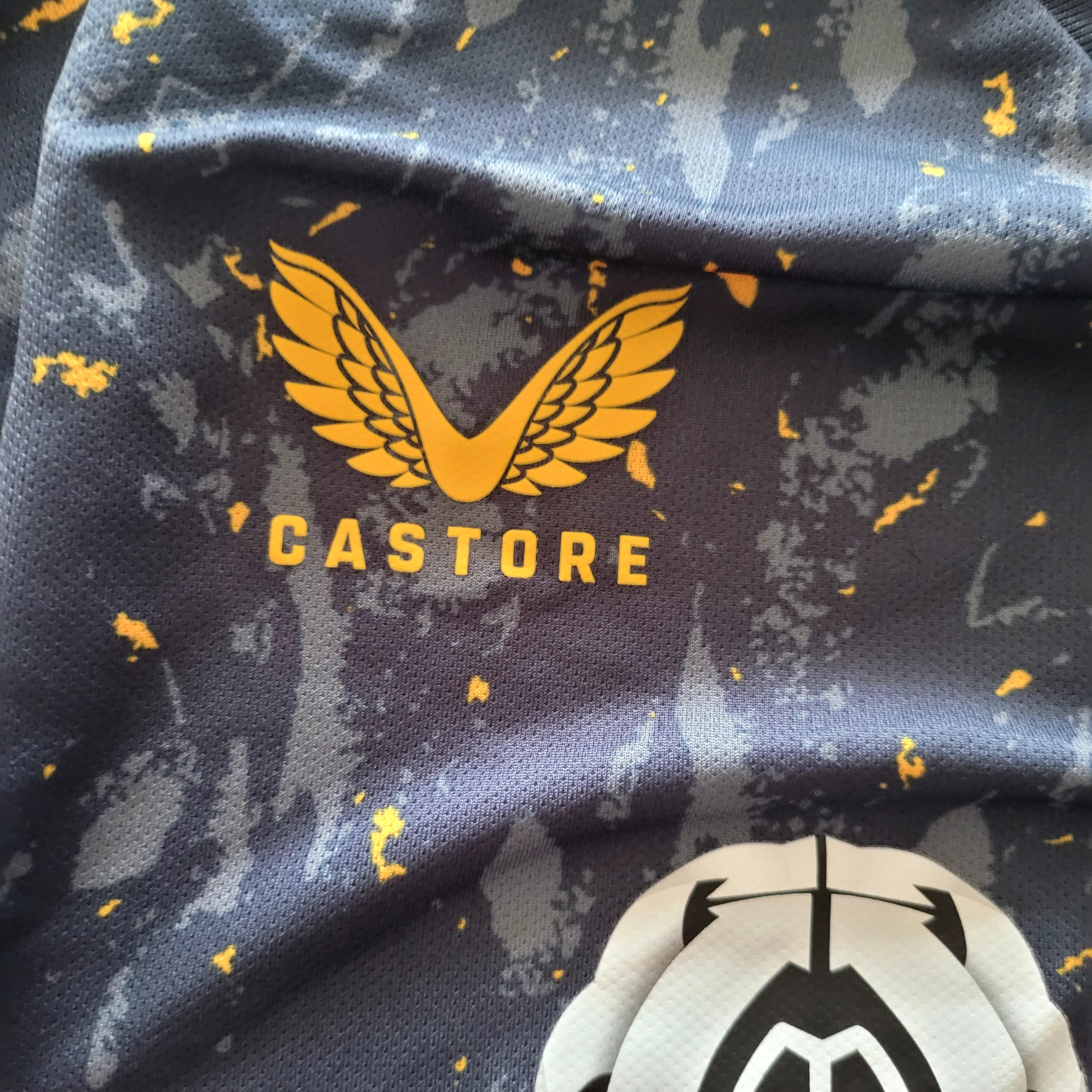 Wolverhampton Wanderers Castore 2022/23 Third Shirt (XXL) - USASTARFASHION