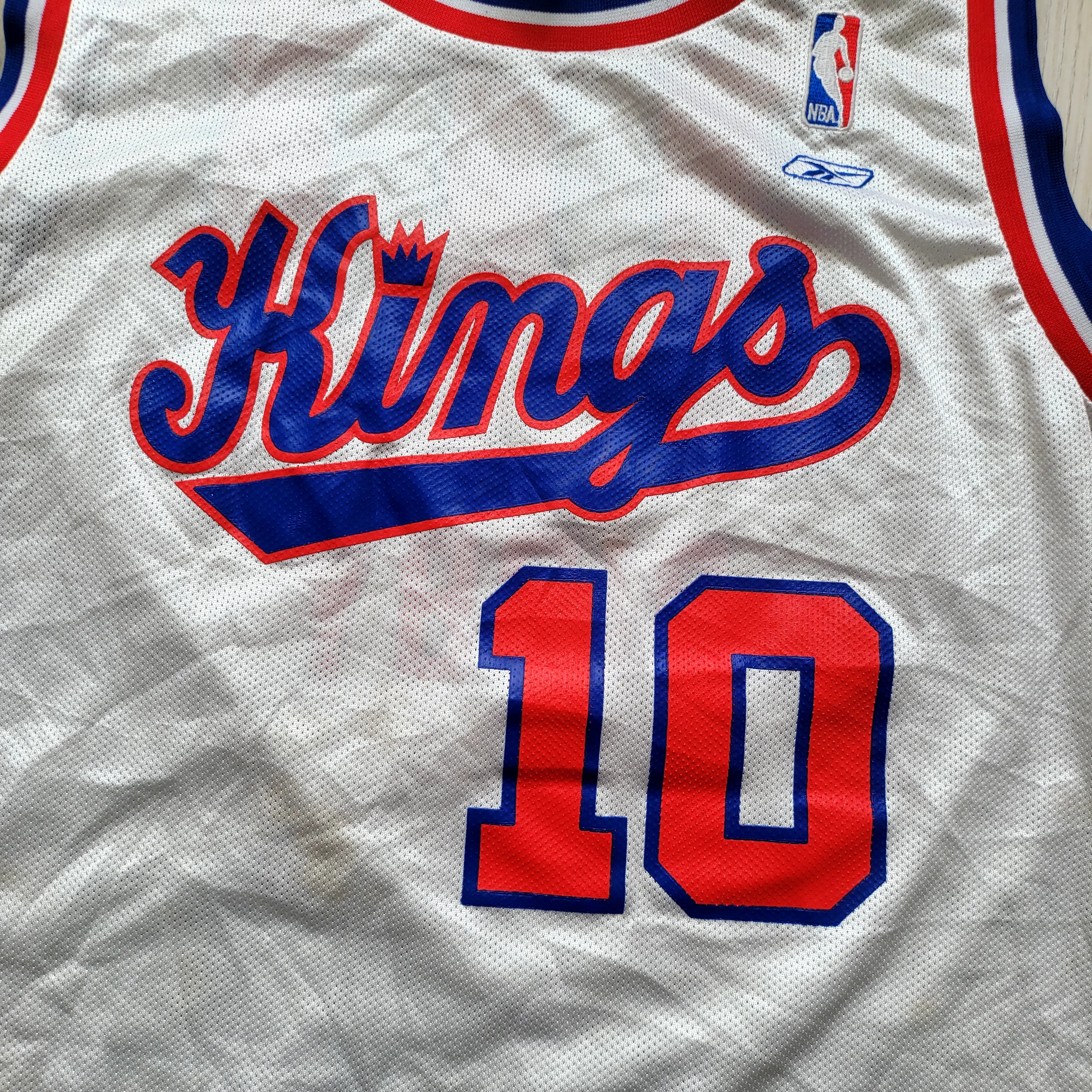 Reebok NBA Hardwood Classics Mike Bibby #10 Sacramento Kings Jersey – Size M - USASTARFASHION
