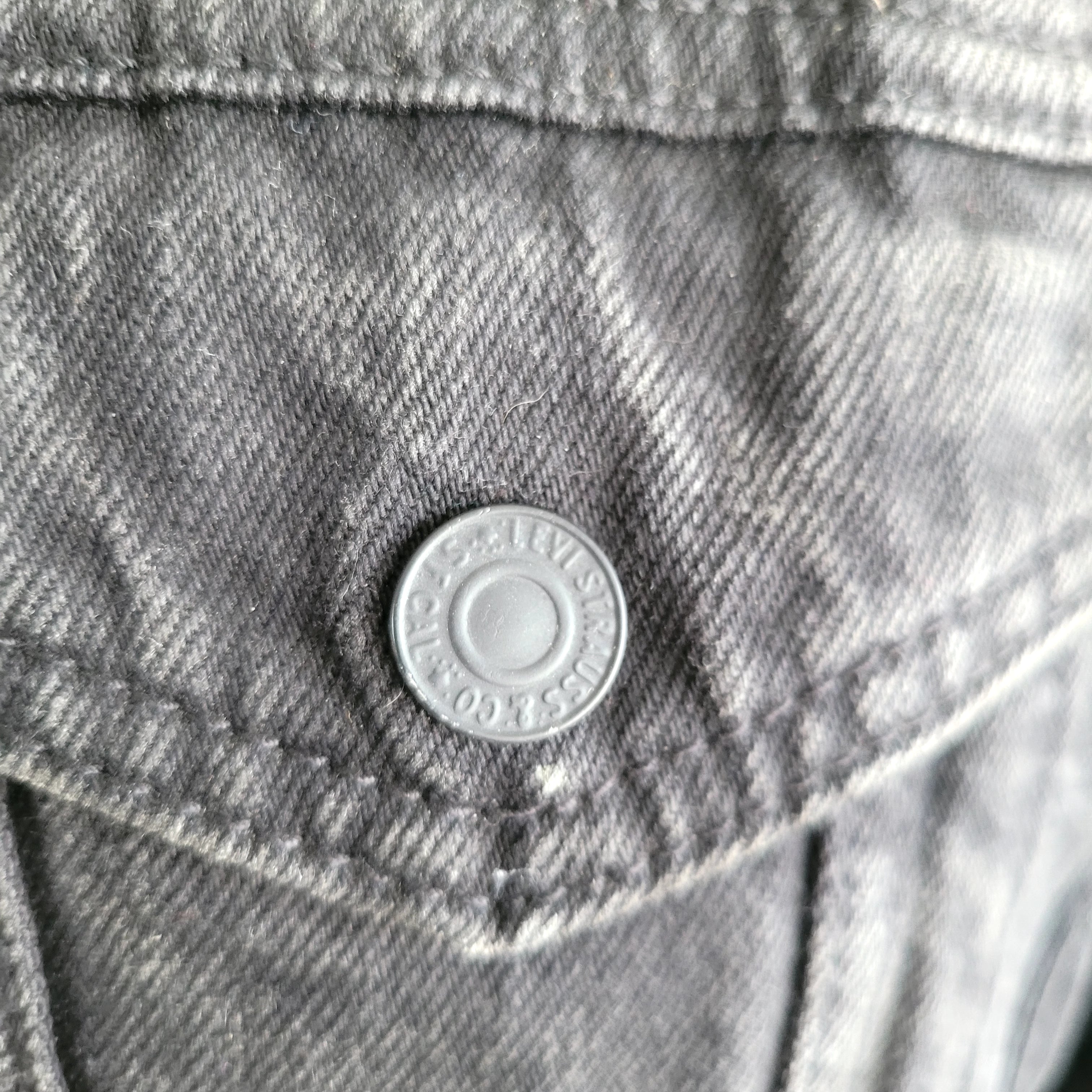 Levi’s Sherpa Trucker Jacket – Black Denim, WaterLess™, Size XL - USASTARFASHION