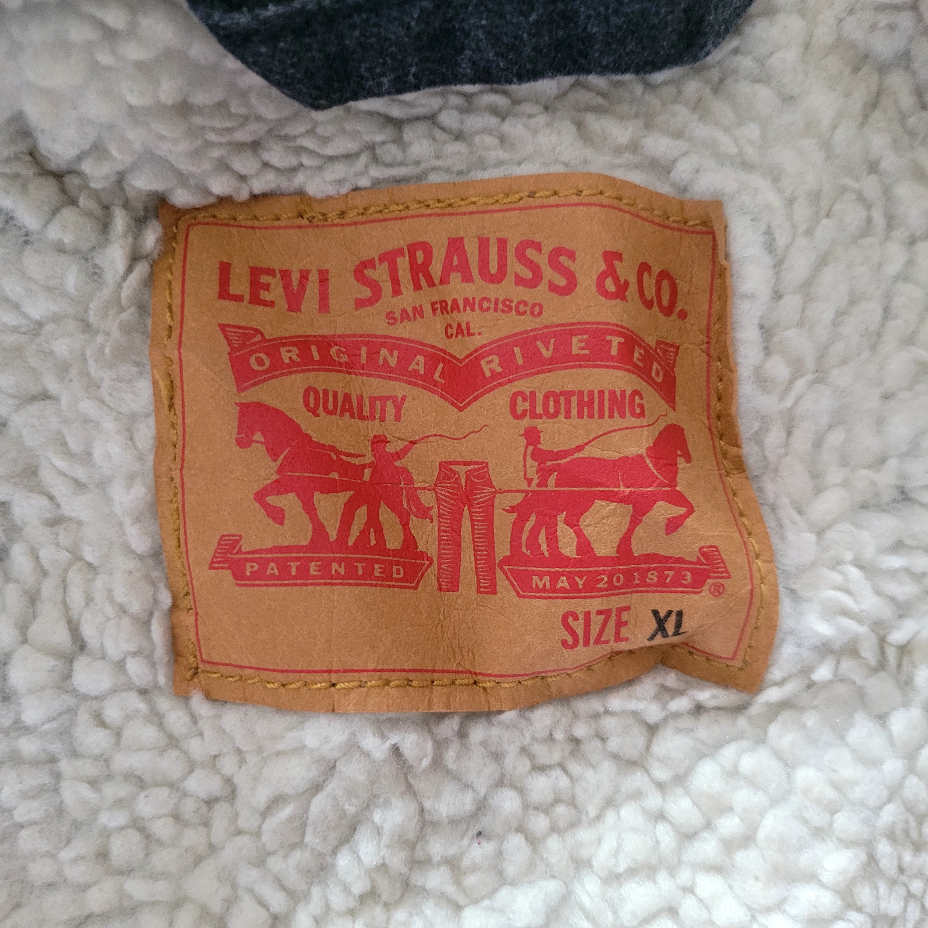 Levi’s Sherpa Trucker Jacket – XL, Dark Canvas Fleece Lined - USASTARFASHION