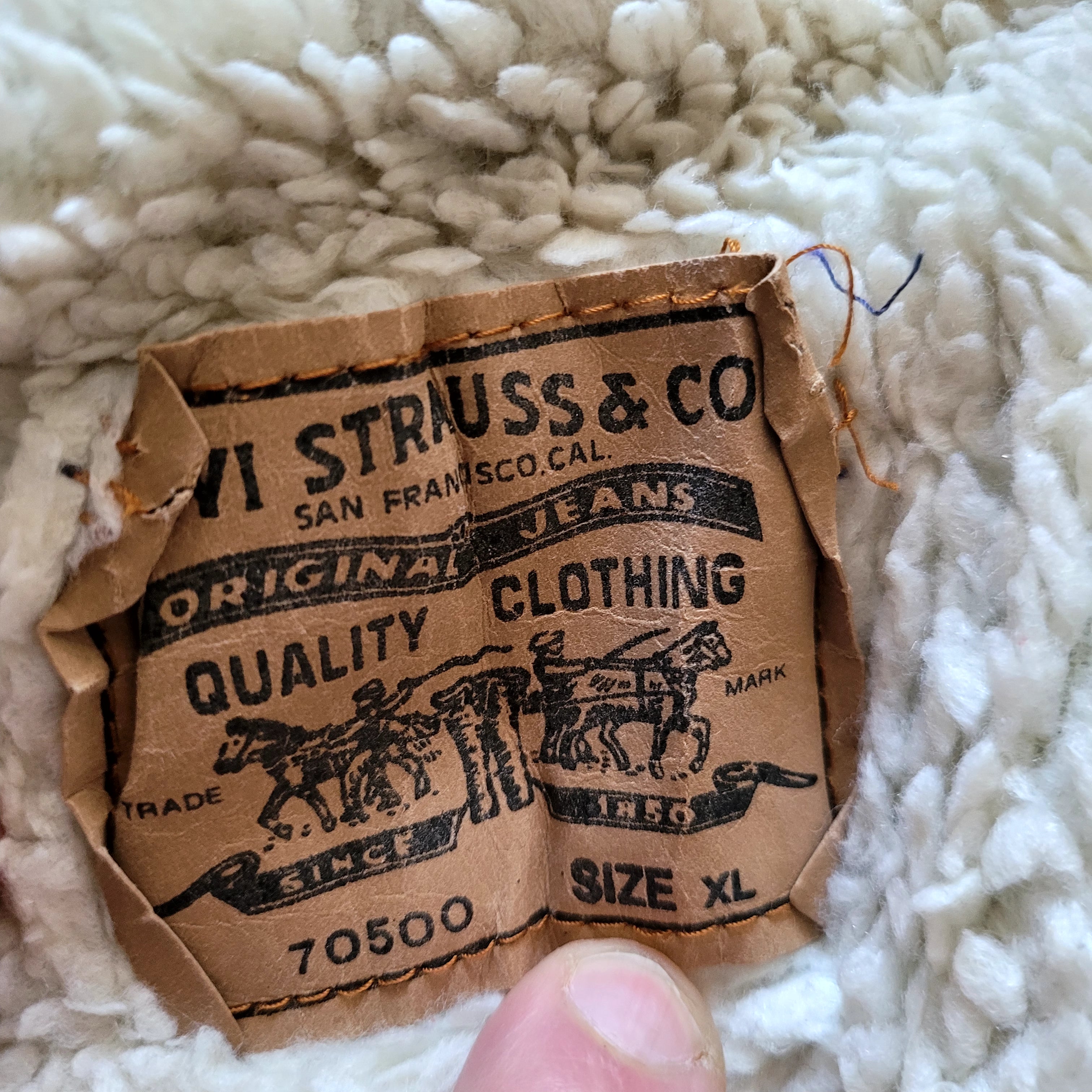 Vintage Levi’s 70500 Sherpa-Lined Trucker Jacket – Size XL - USASTARFASHION