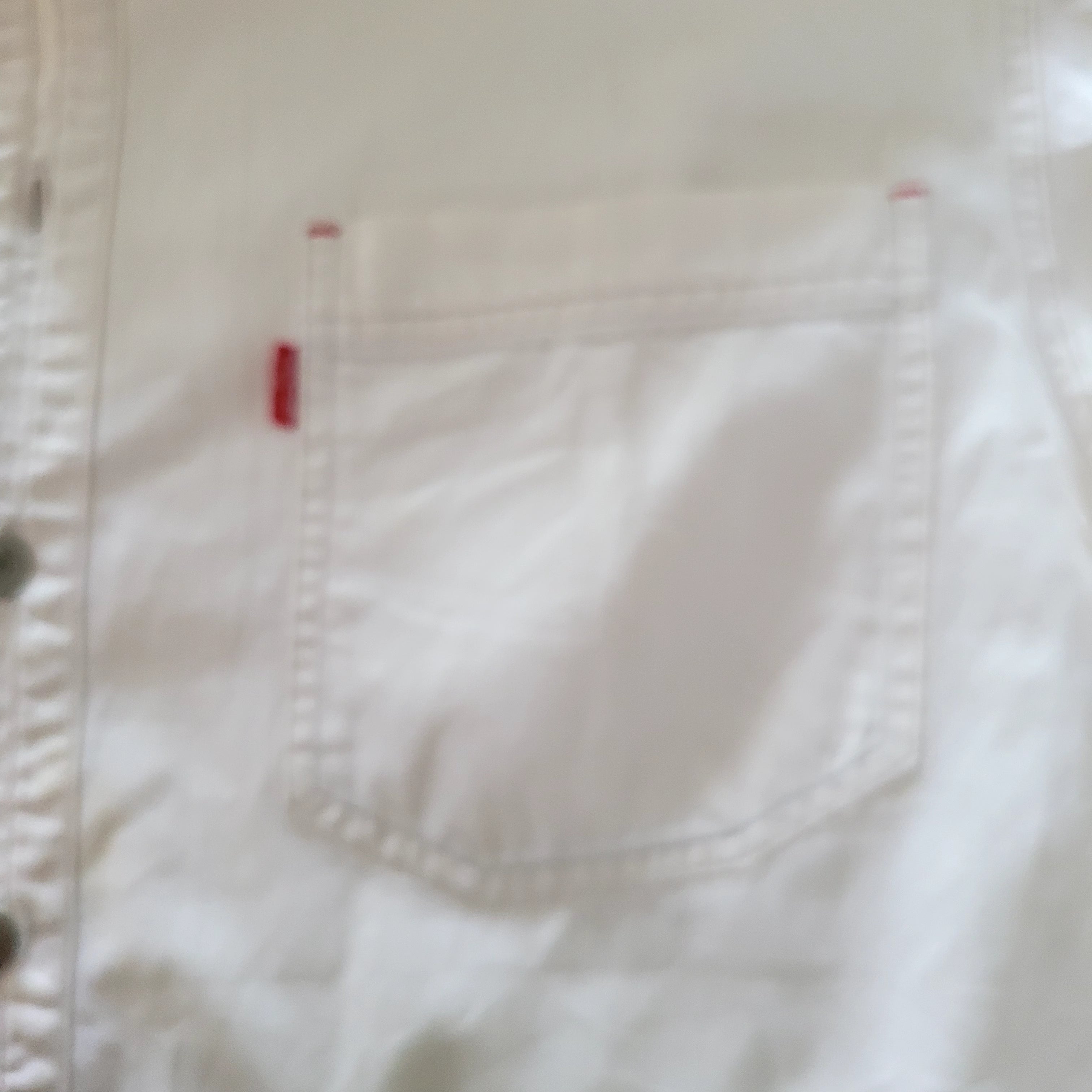 Levi’s White Authentic Western Shirt – Size M - USASTARFASHION