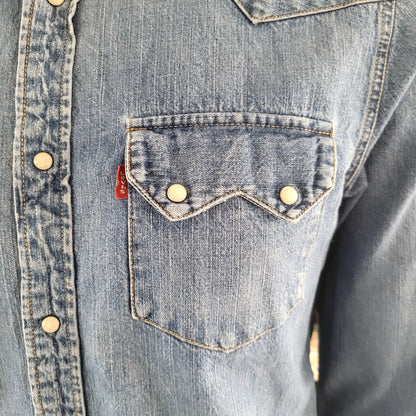 Vintage Levi's Western Denim Shirt - Size M - Light Blue - USASTARFASHION
