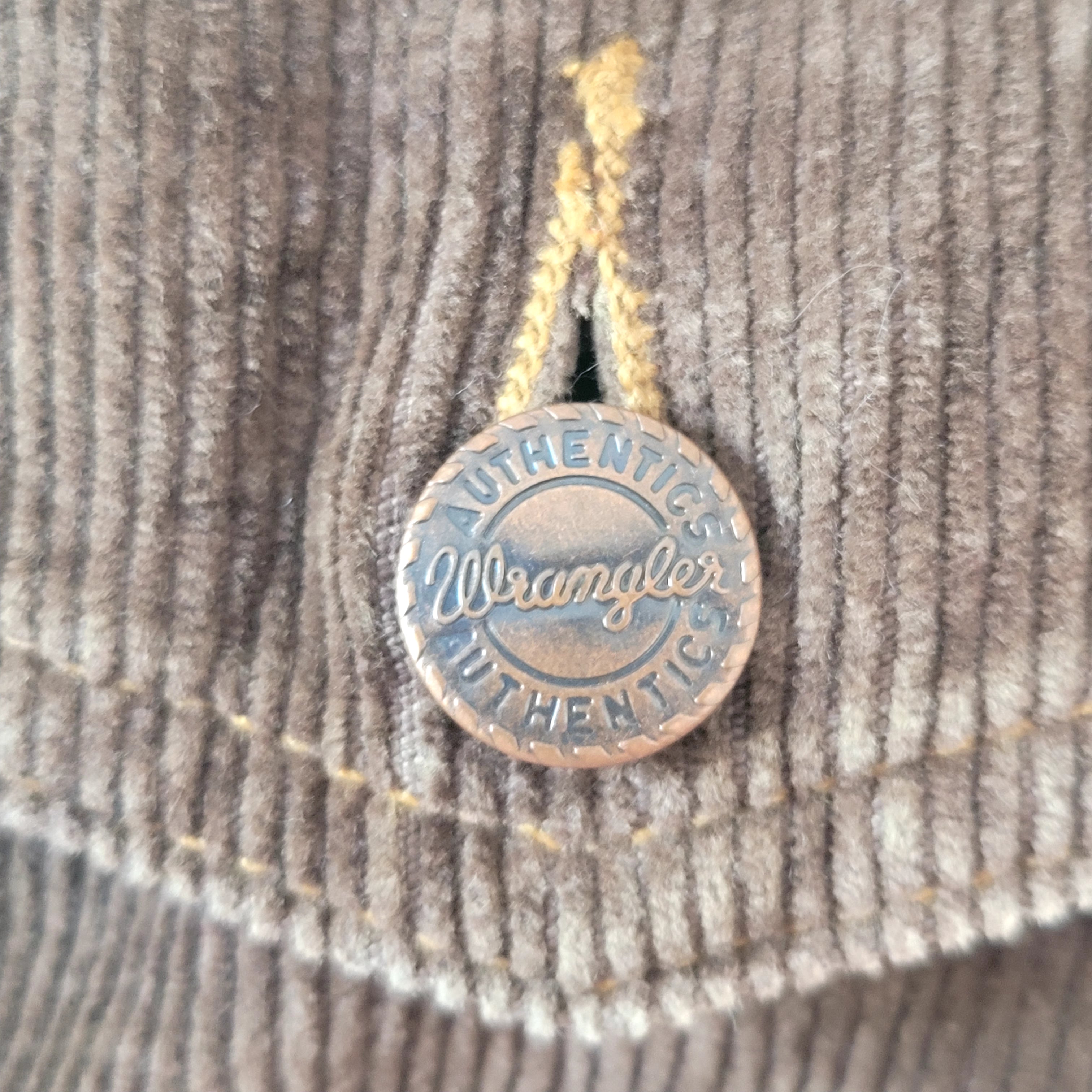 Wrangler Western Sherpa Corduroy Jacket – Size L - USASTARFASHION