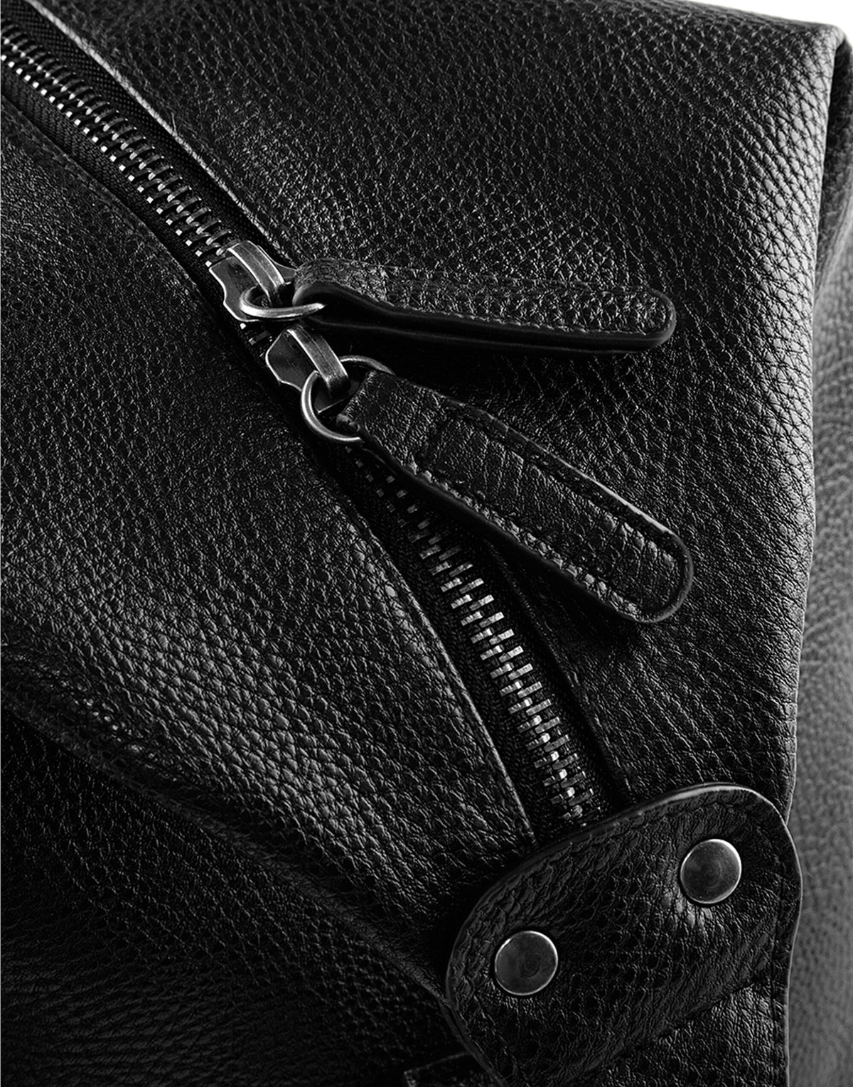 Quadra QD878 NuHide® Weekender - Black