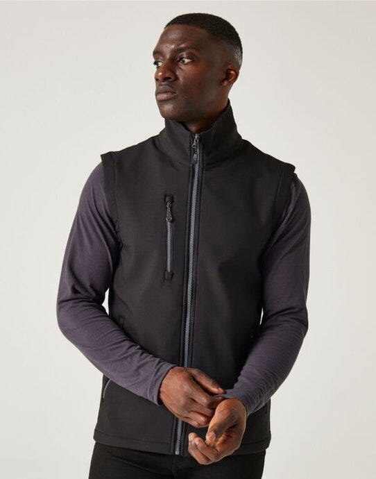 Regatta Professional TRA915 Regatta Navigate 2L Softshell Bodywarmer - Black/Seal