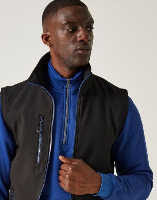 Regatta Professional TRA915 Regatta Navigate 2L Softshell Bodywarmer - Black/New Royal