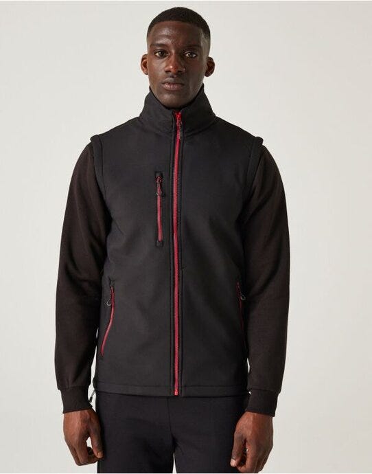 Regatta Professional TRA915 Regatta Navigate 2L Softshell Bodywarmer - Black/Classic Red