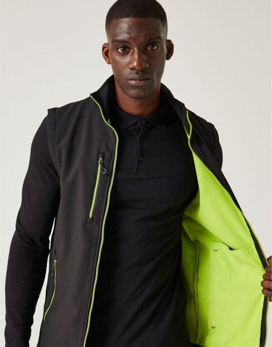Regatta Professional TRA915 Regatta Navigate 2L Softshell Bodywarmer - Black/Lime