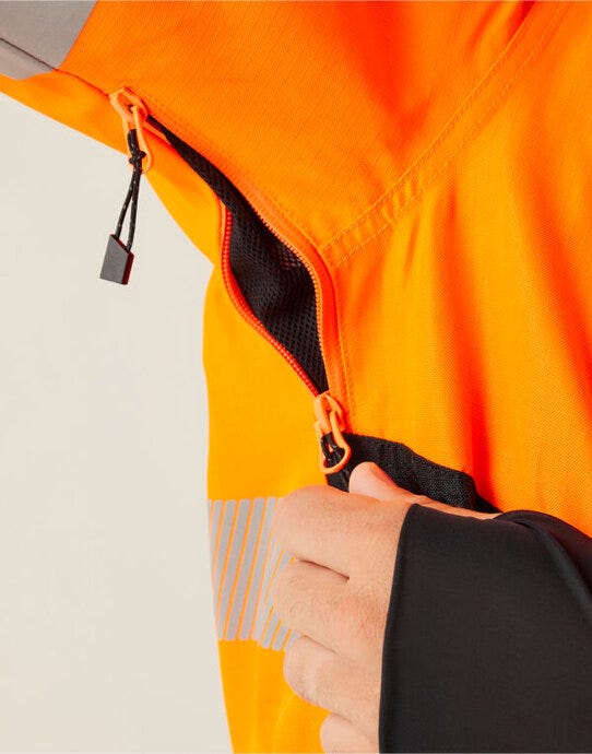 Regatta High Visibility TRW550 Regatta Hi-Vis X-Pro Wproof Shell Jacket - Black/Hi-Vis Orange