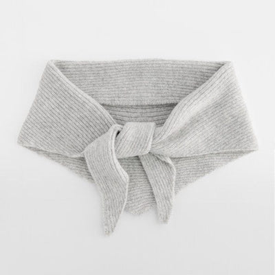 Beechfield B402 Knitted Triangle Scarf - Heather Grey
