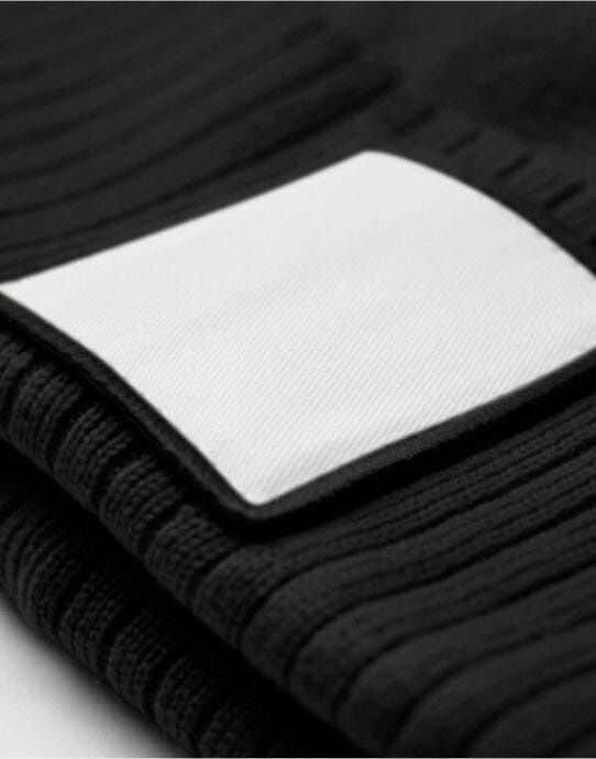 Beechfield B337R Appliqué Patch Beanie - Black/White