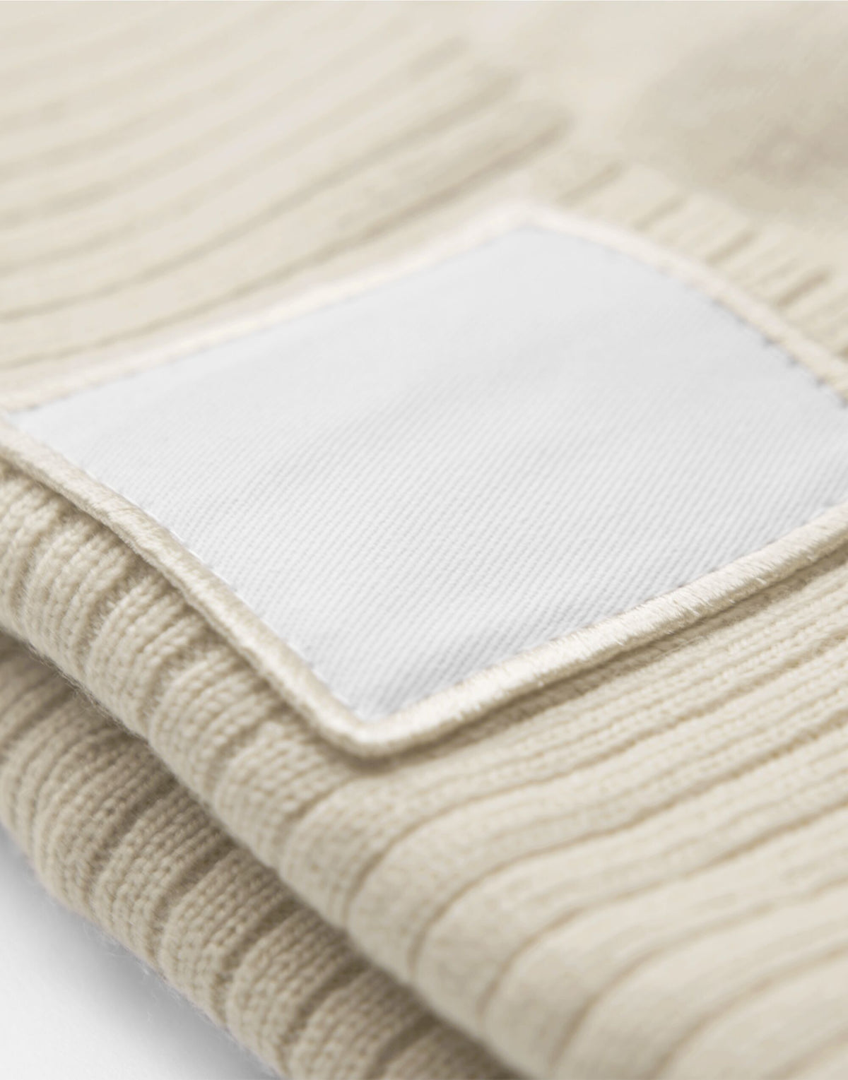 Beechfield B337R Appliqué Patch Beanie - Oatmeal/White
