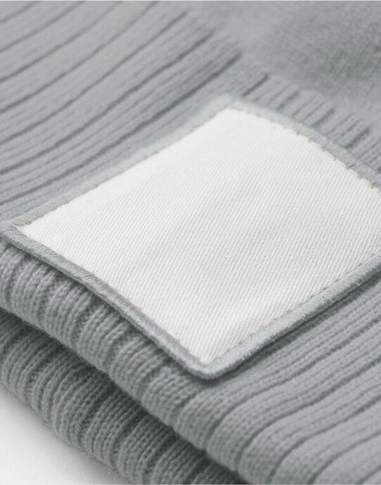 Beechfield B338R Appliqué Patch Pom Beanie - Ash/White
