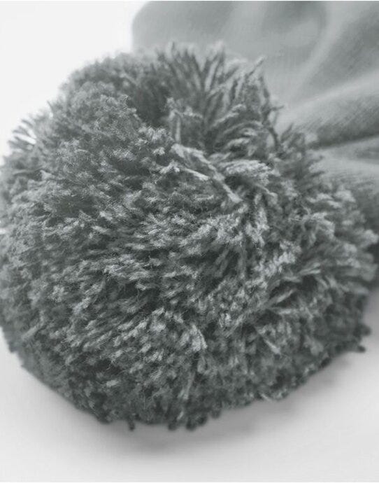 Beechfield B338R Appliqué Patch Pom Beanie - Ash/White