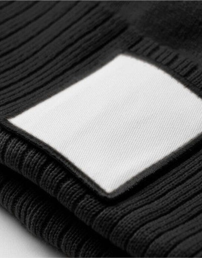 Beechfield B338R Appliqué Patch Pom Beanie - Black/White
