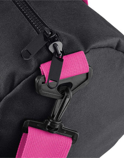 Bagbase BG140 Original Barrel Bag - Black/Fuchia