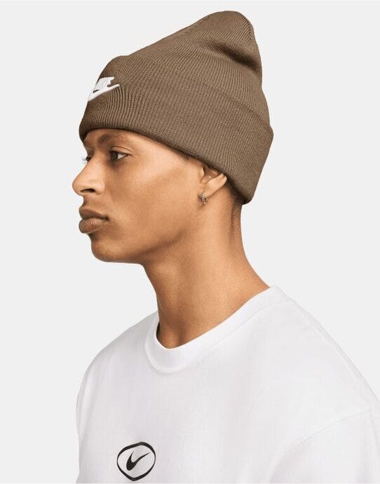 Nike HF0186 Peak Beanie - Mosswood Brown/White