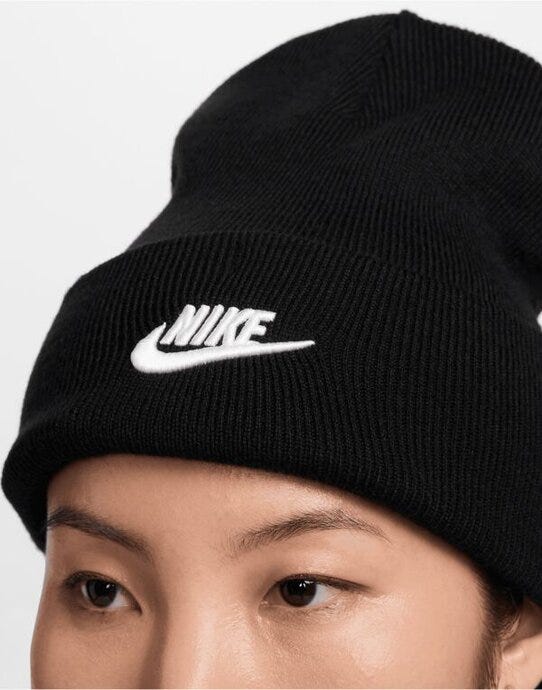 Nike HF0186 Peak Beanie - Black/White