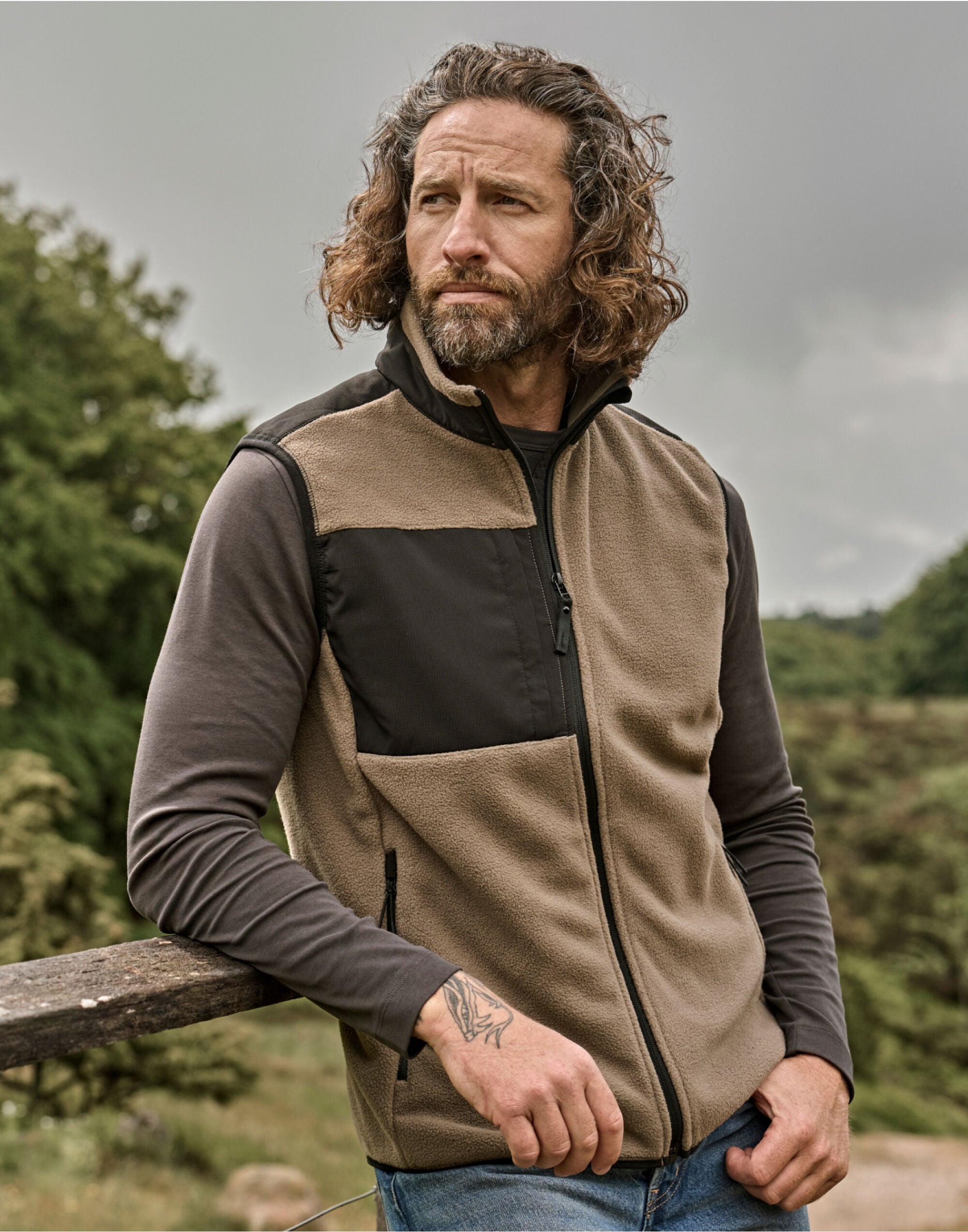 Pink Mantis Region Tee Jays TJ9122 Mountain Fleece Bodywarmer | UK – USASTARFASHION