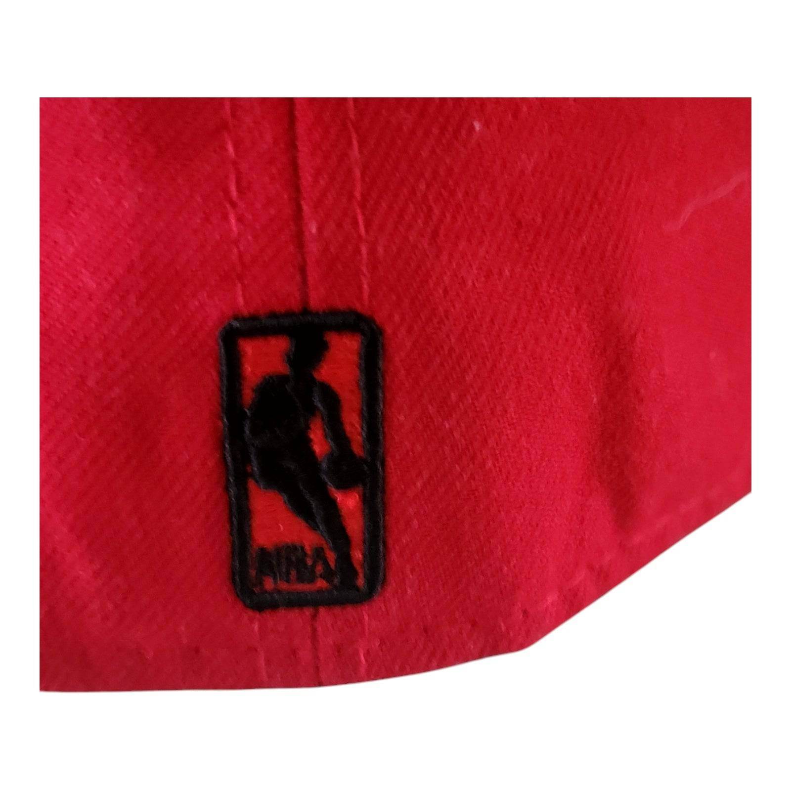 Chicago Bulls Cap New Era 59FIFTY Fitted Size 7 3/8 with Textured Black Visor - USASTARFASHION