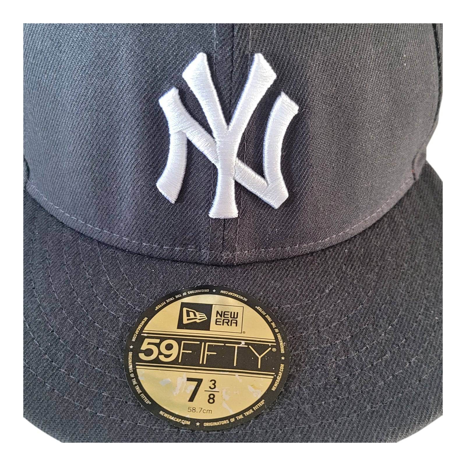 Vintage New York Yankees New Era 59FIFTY Cap 7 3/8 (58.7cm) - USASTARFASHION