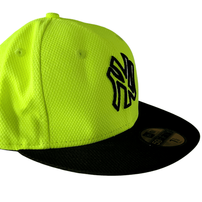 New Era 59FIFTY Neon Yellow MLB Fitted Cap (7 1/8) - USASTARFASHION