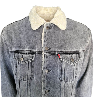 Vintage Levi’s Sherpa Lined Denim Jacket – Size S - USASTARFASHION