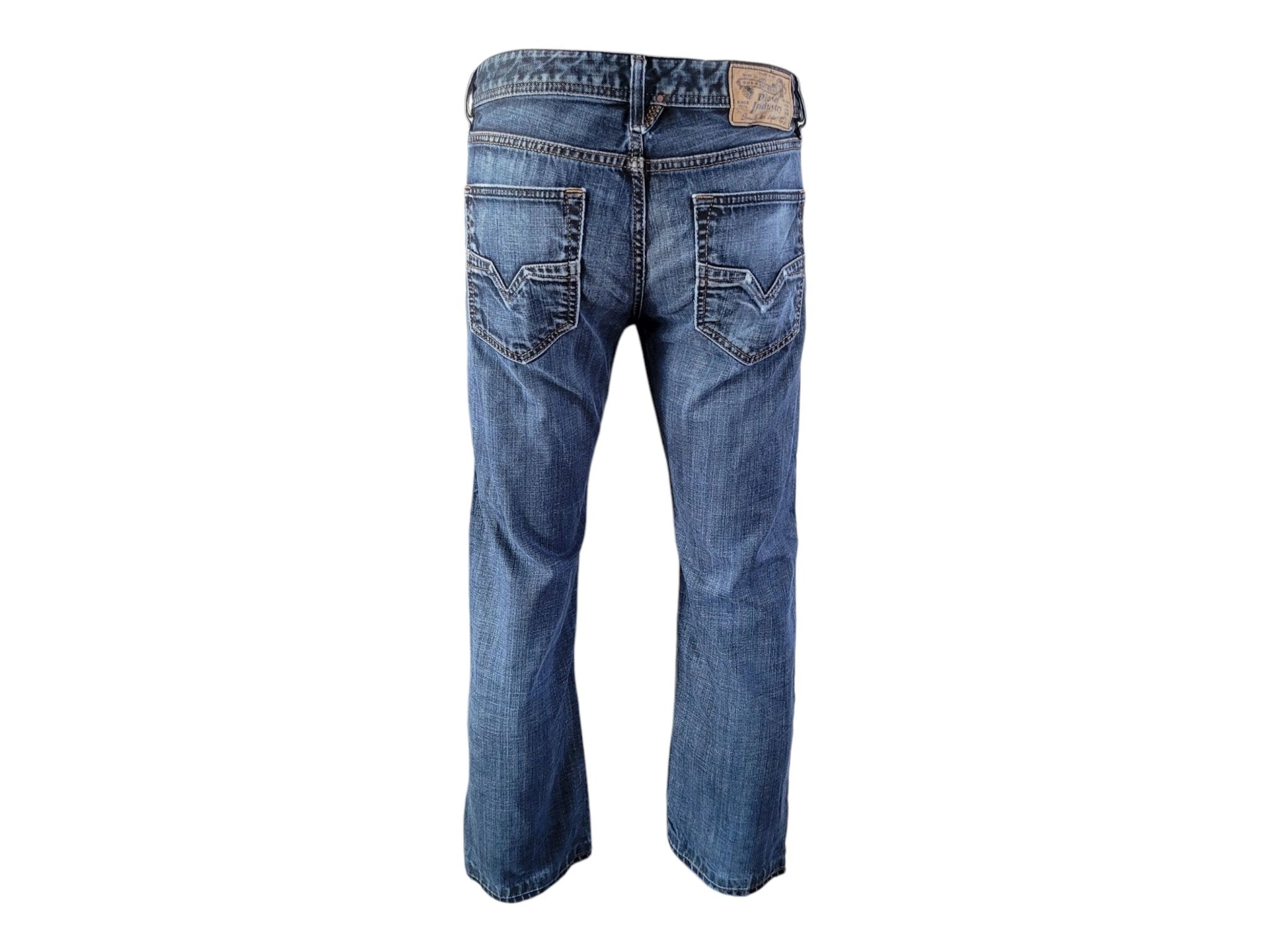 Diesel Larkee Regular Straight Jeans W33 L32 – Wash 0835H - USASTARFASHION