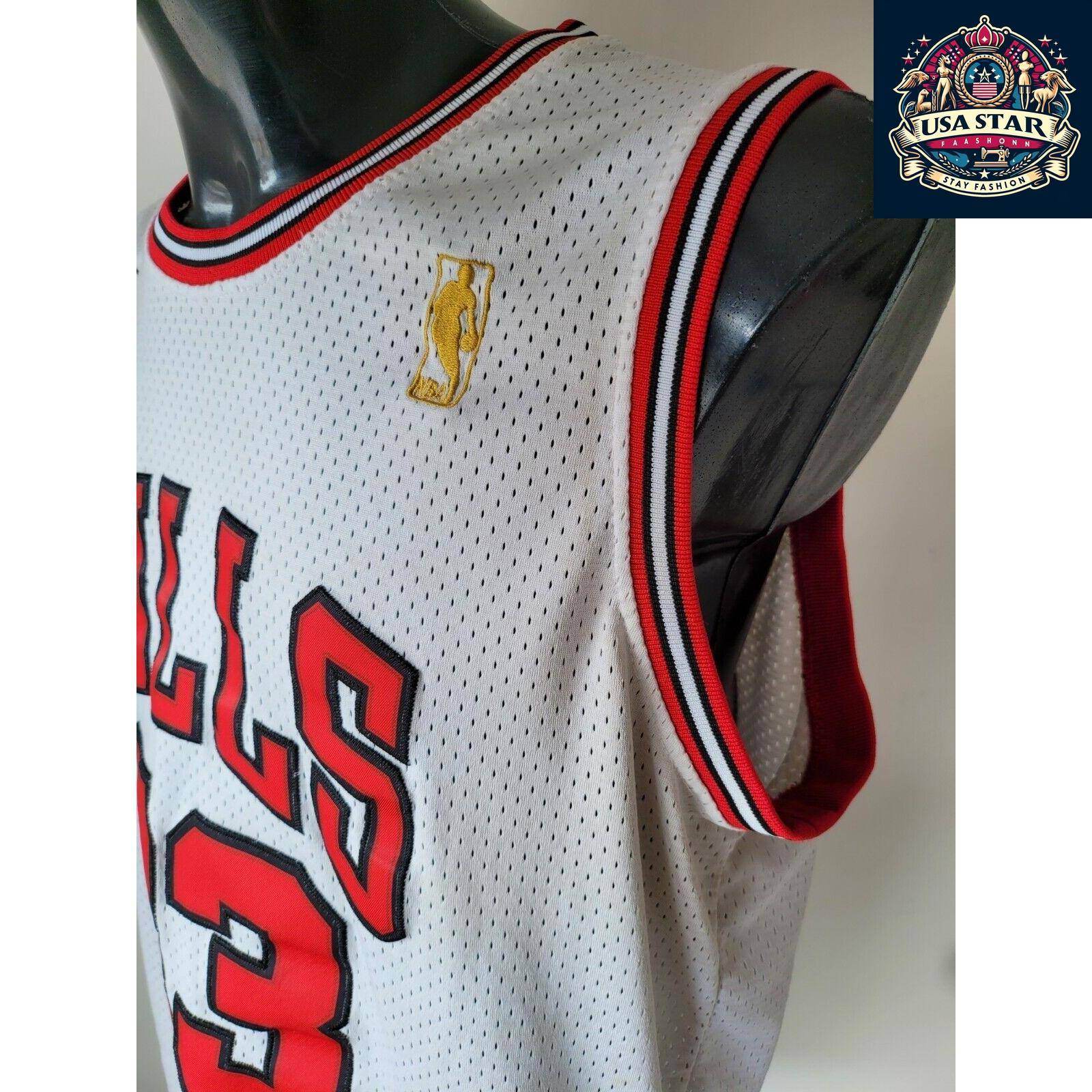 Chicago Bulls Jersey 23 Michael Jordan Hardwood Classics Mitchell & Ness, Size L - USASTARFASHION