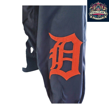 Detroit Tigers Jacket - Majestic MLB Authentic Large with Vibrant Insignia & Iconic Logos - USASTARFASHION