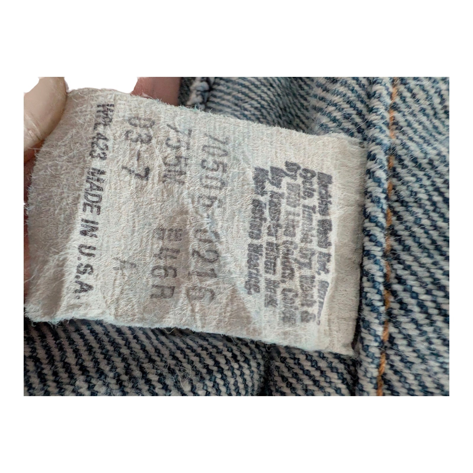 Levi’s 70506 - 0216 – Made in USA – Early/Mid 1990s – Grade A Vintage – Size 46R - USASTARFASHION