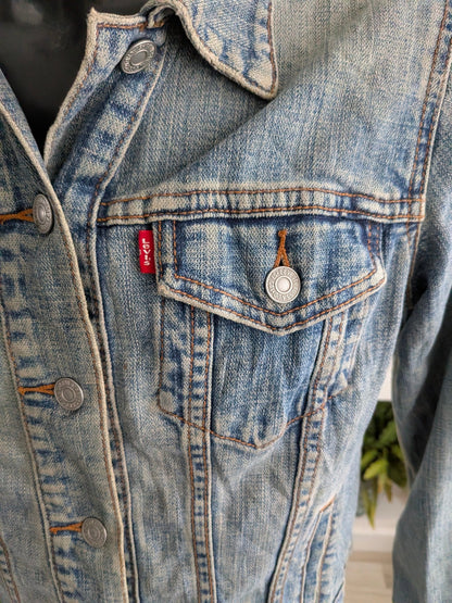 Levi’s Denim Trucker Jacket Light Blue Wash Cotton Size M - USASTARFASHION