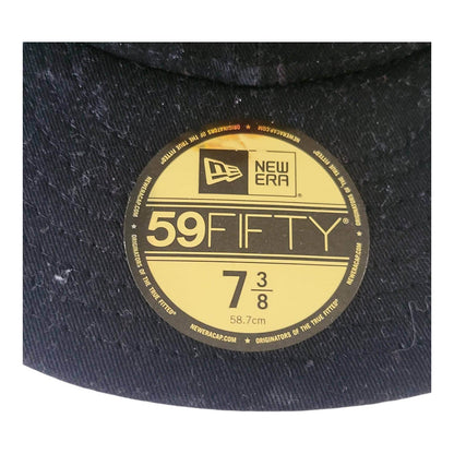 Manchester United Cap - New Era 59FIFTY Fitted Hat Size 7 3/8 with Embroidered Crest - USASTARFASHION