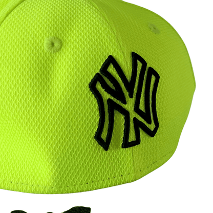 New Era 59FIFTY Neon Yellow MLB Fitted Cap (7 1/8) - USASTARFASHION