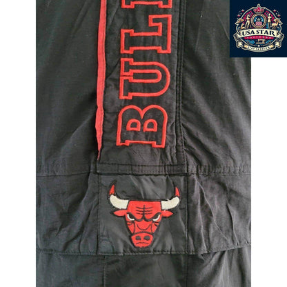 Starter Chicago Bulls Jacket 90s Puffer Bomber, Black Red, Size L, Bold Branding, Functional Design - USASTARFASHION