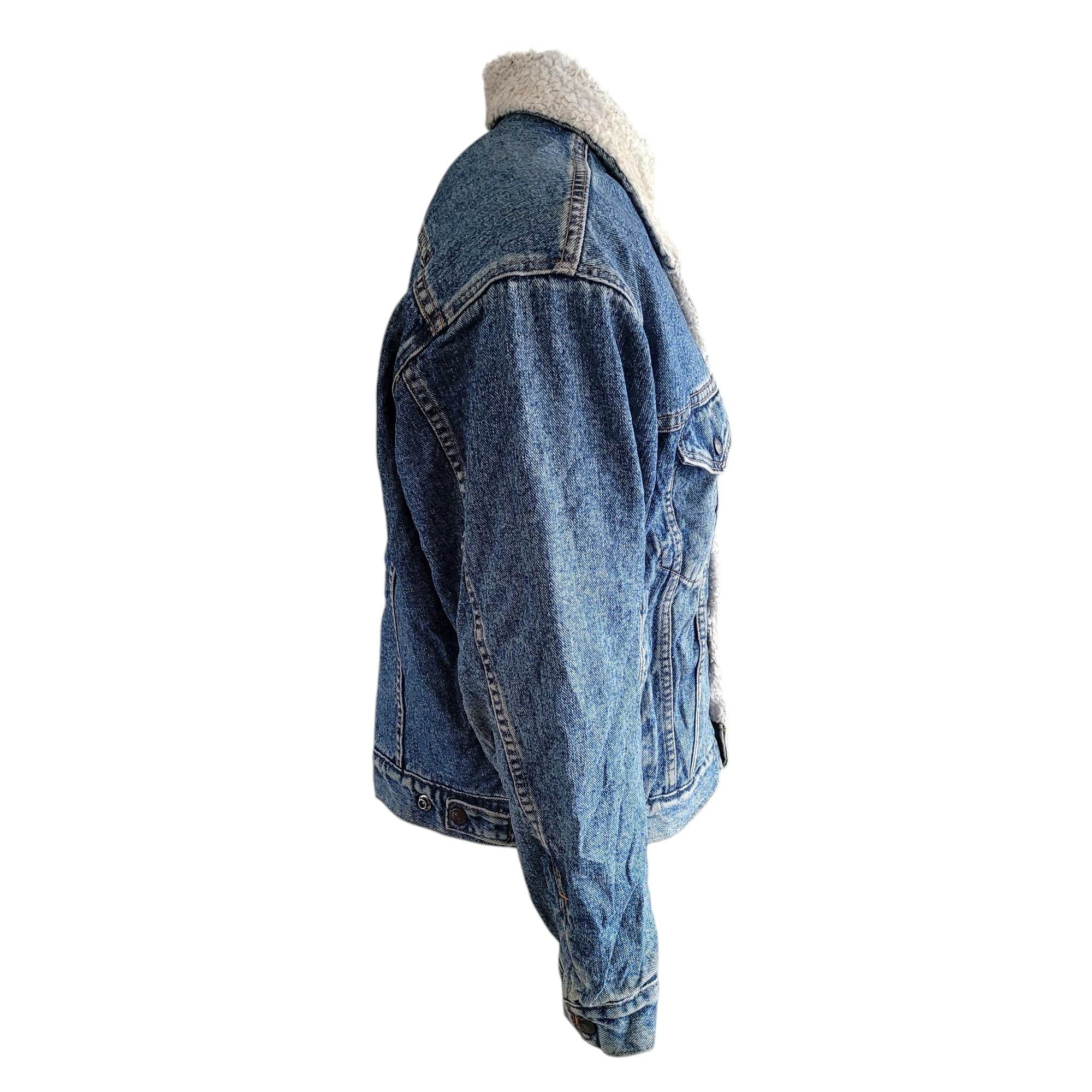 Levi’s Authentic Sherpa Denim Trucker Jacket – Size M, USA Made - USASTARFASHION