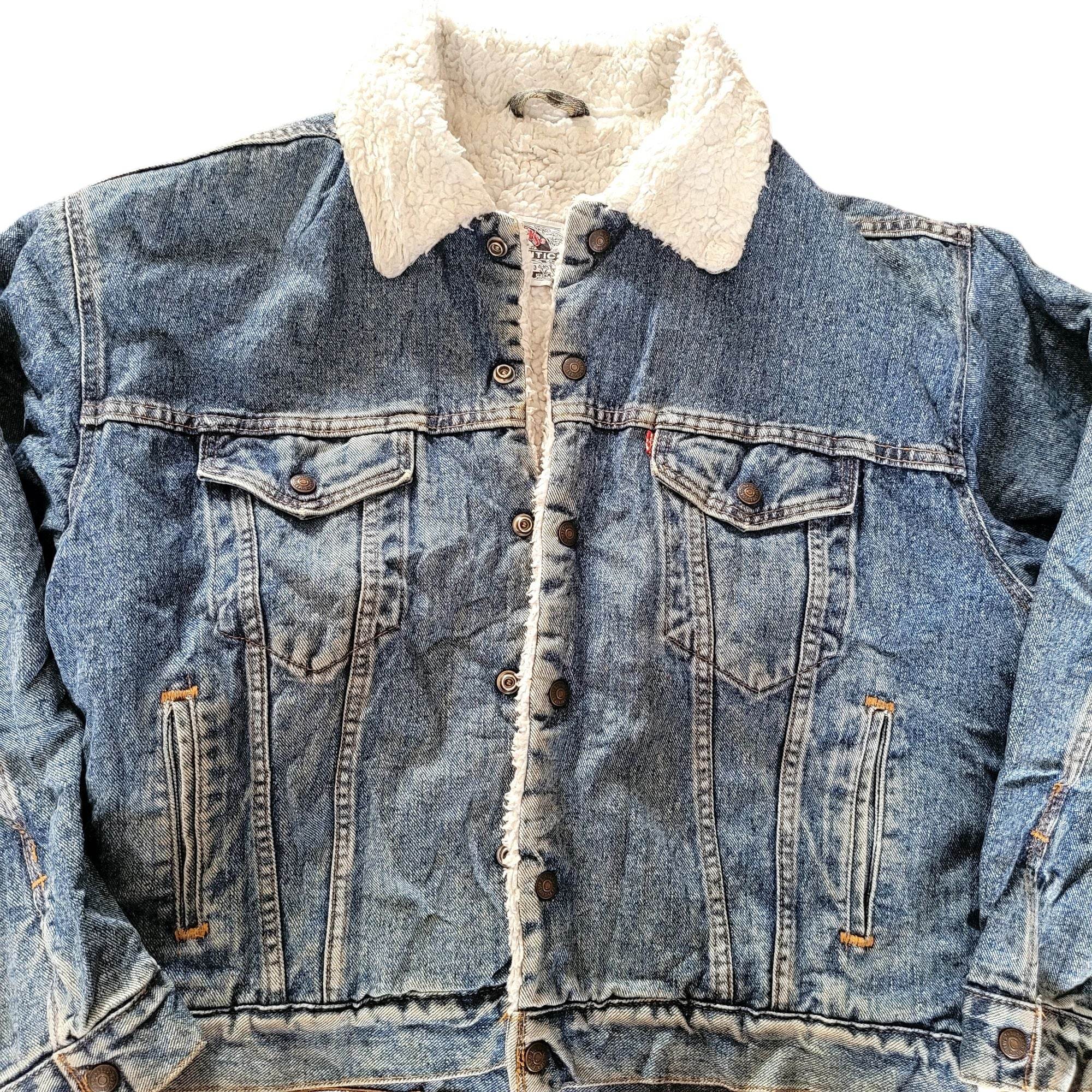 Levi’s Authentic Sherpa Denim Trucker Jacket – Size M, USA Made - USASTARFASHION