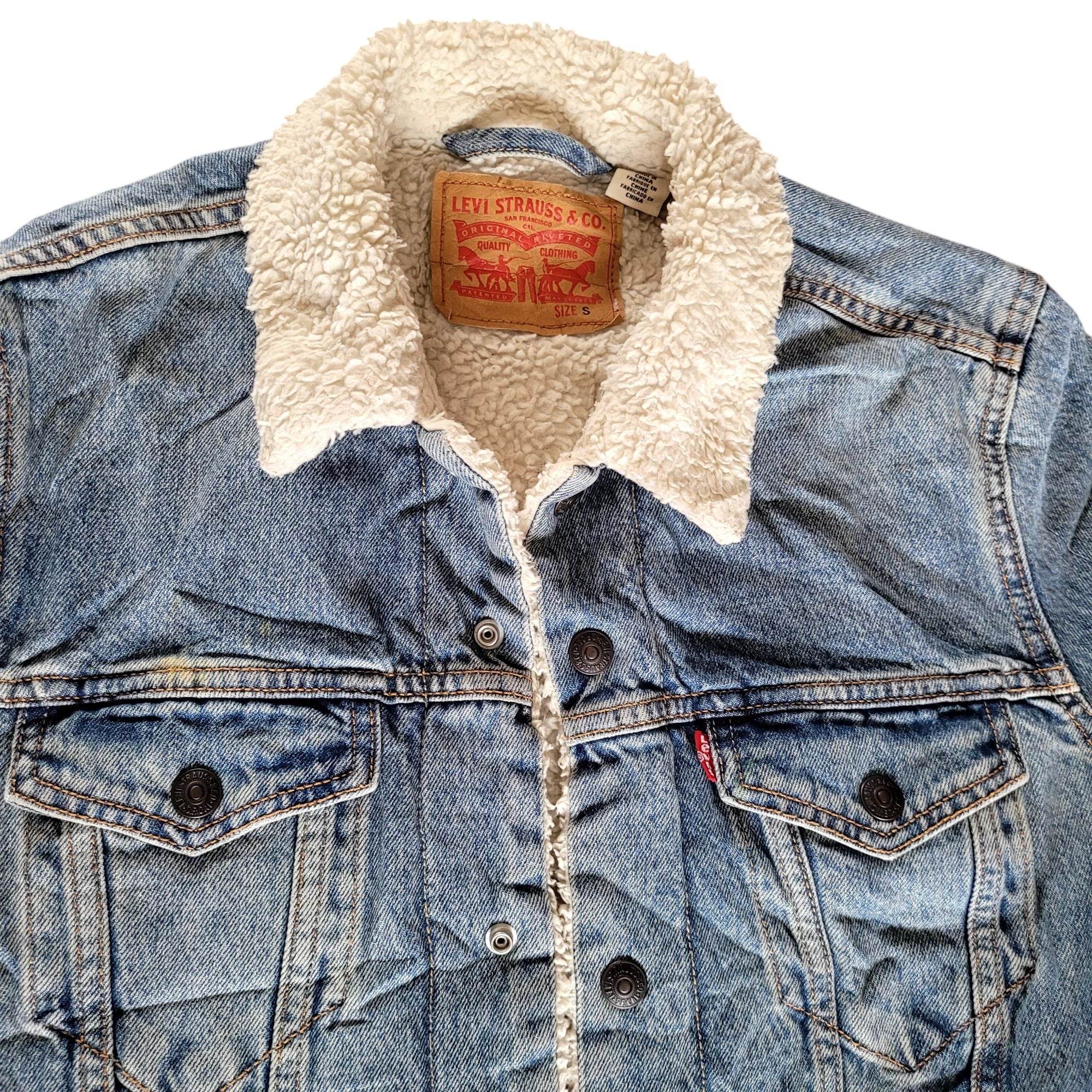 Levi’s Sherpa Trucker Jacket - Size Small - Made in USA - USASTARFASHION