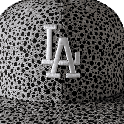 Los Angeles Dodgers Cap - New Era Fitted Hat with Abstract Dot Design, Size 7 3/8 Black & Grey - USASTARFASHION