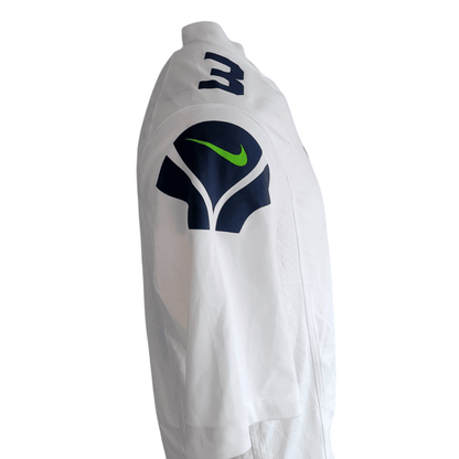 Russell Wilson Seattle Seahawks NFL Jersey 3 White Size M Nike On Field - USASTARFASHION