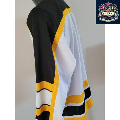 Starter NHL Jersey Size L/XL, Vibrant Color, Breathable Fabric for Game Days and Active Wear - USASTARFASHION