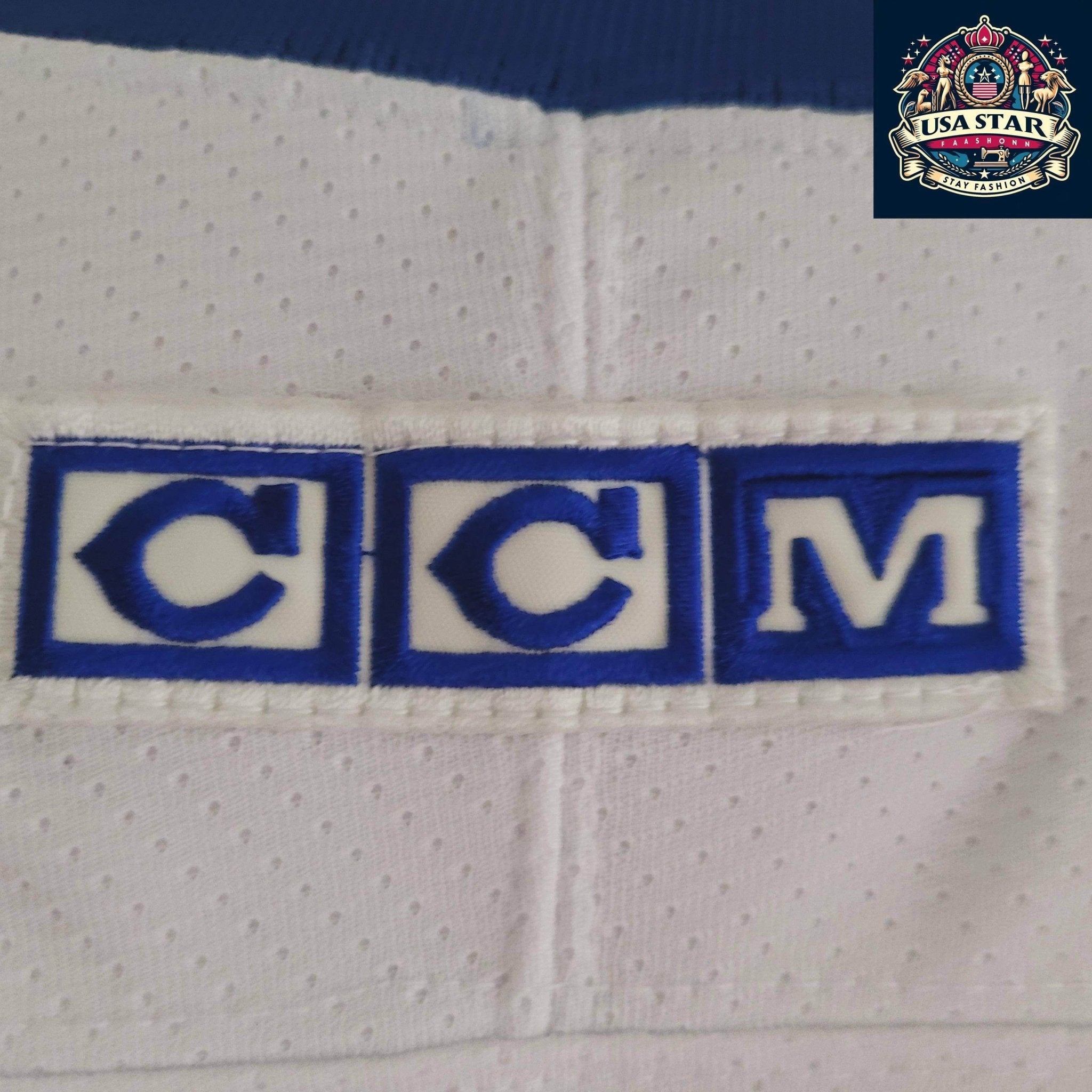 Toronto Maple Leafs Jersey Owen Nolan CCM 11 Adult Medium - Moisture - Wicking Fabric - USASTARFASHION