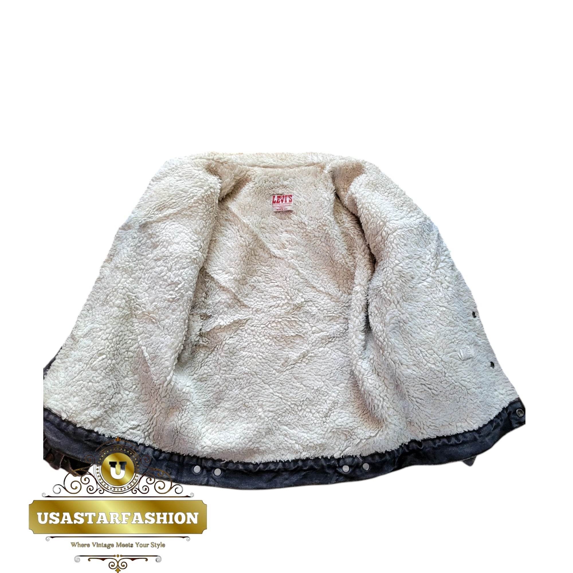 Vintage Levi’s Sherpa Trucker Jacket – Size 34R (Small) - USASTARFASHION