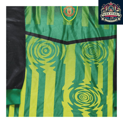 Vintage Manchester United Goalkeeper Shirt 1994 - 1996 – Rare Umbro Collectible, Authentic Design - USASTARFASHION