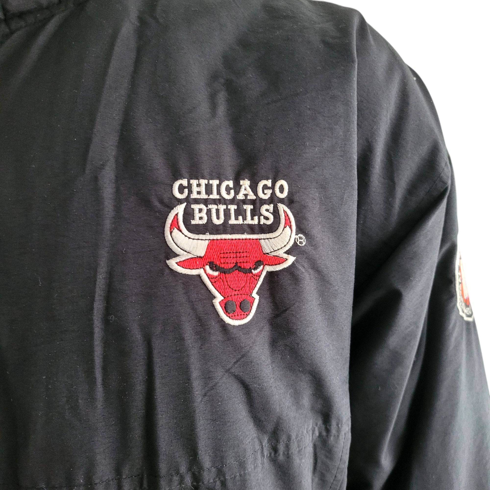Vintage Chicago Bulls Starter Jacket - Size L - USASTARFASHION