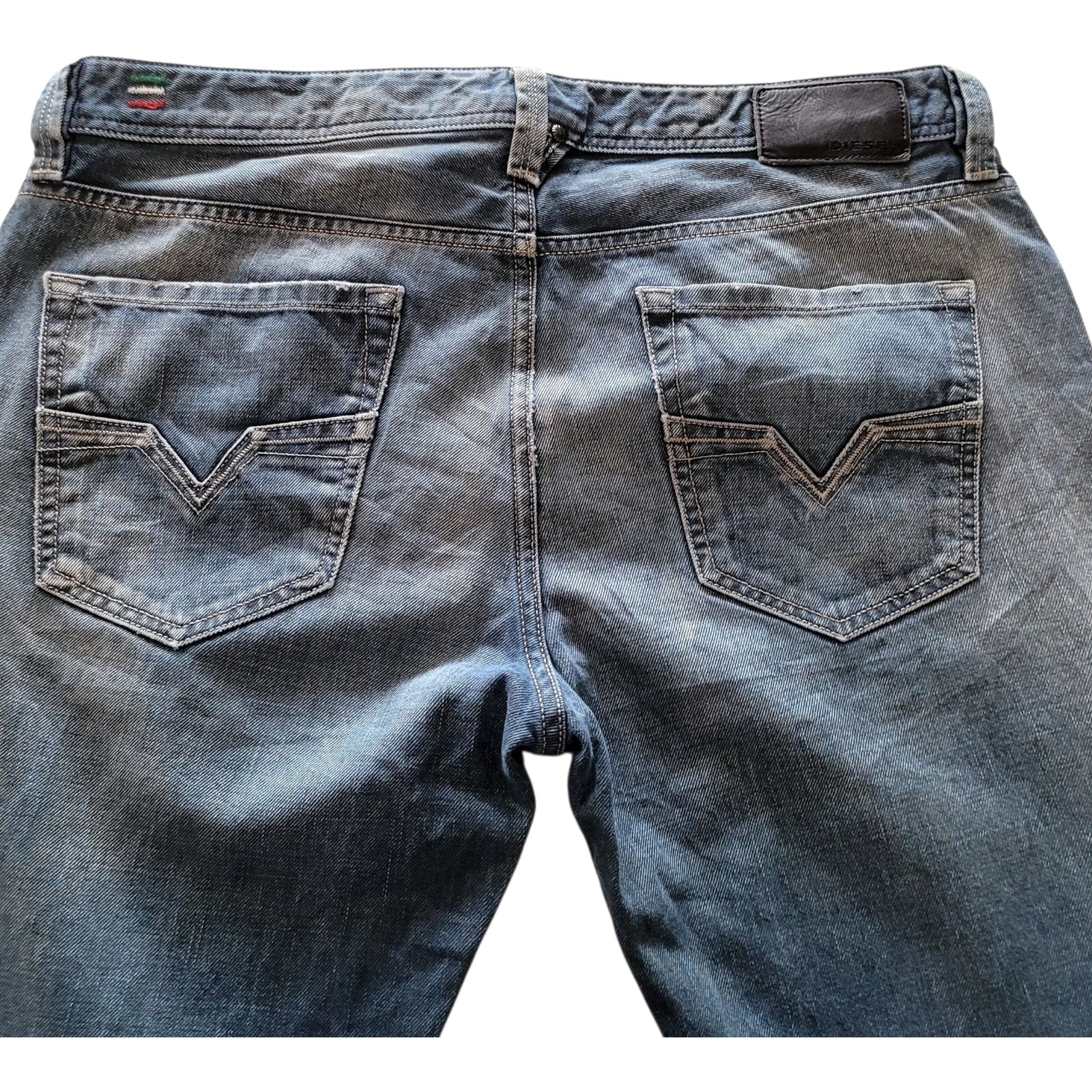 Vintage Diesel Larkee W33 L32 Jeans – Wash 008ZT – Made in Italy - USASTARFASHION