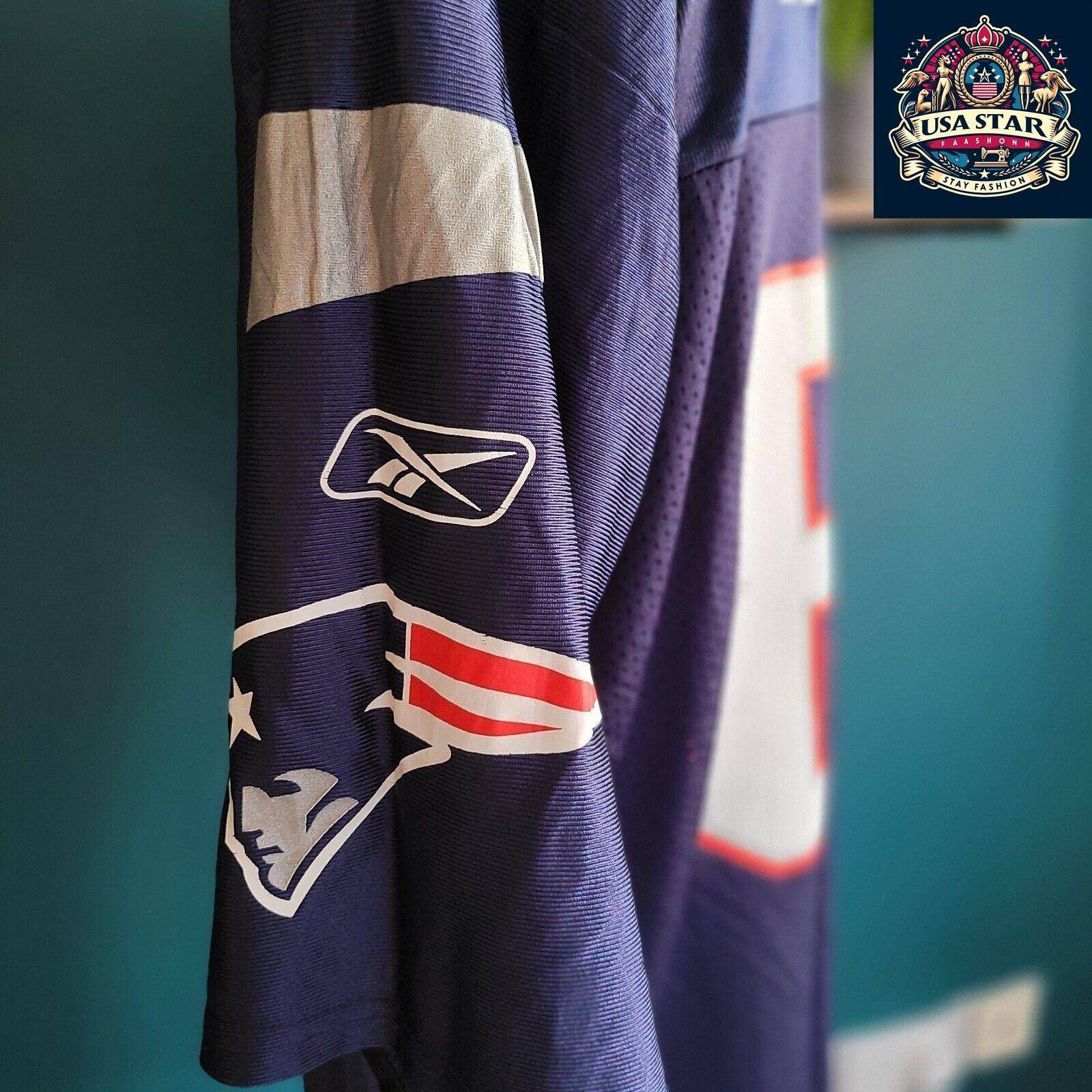 Vintage NFL Shirt - Patriots Welker 83 Reebok Team Apparel Size L, Comfortable Fit, Iconic Design - USASTARFASHION